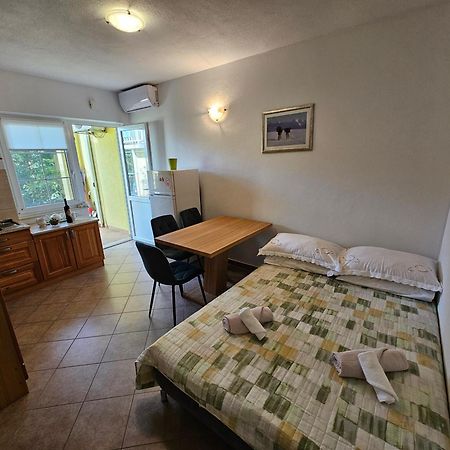 Apartmani Natasa 洛克瓦罗戈兹尼察 外观 照片